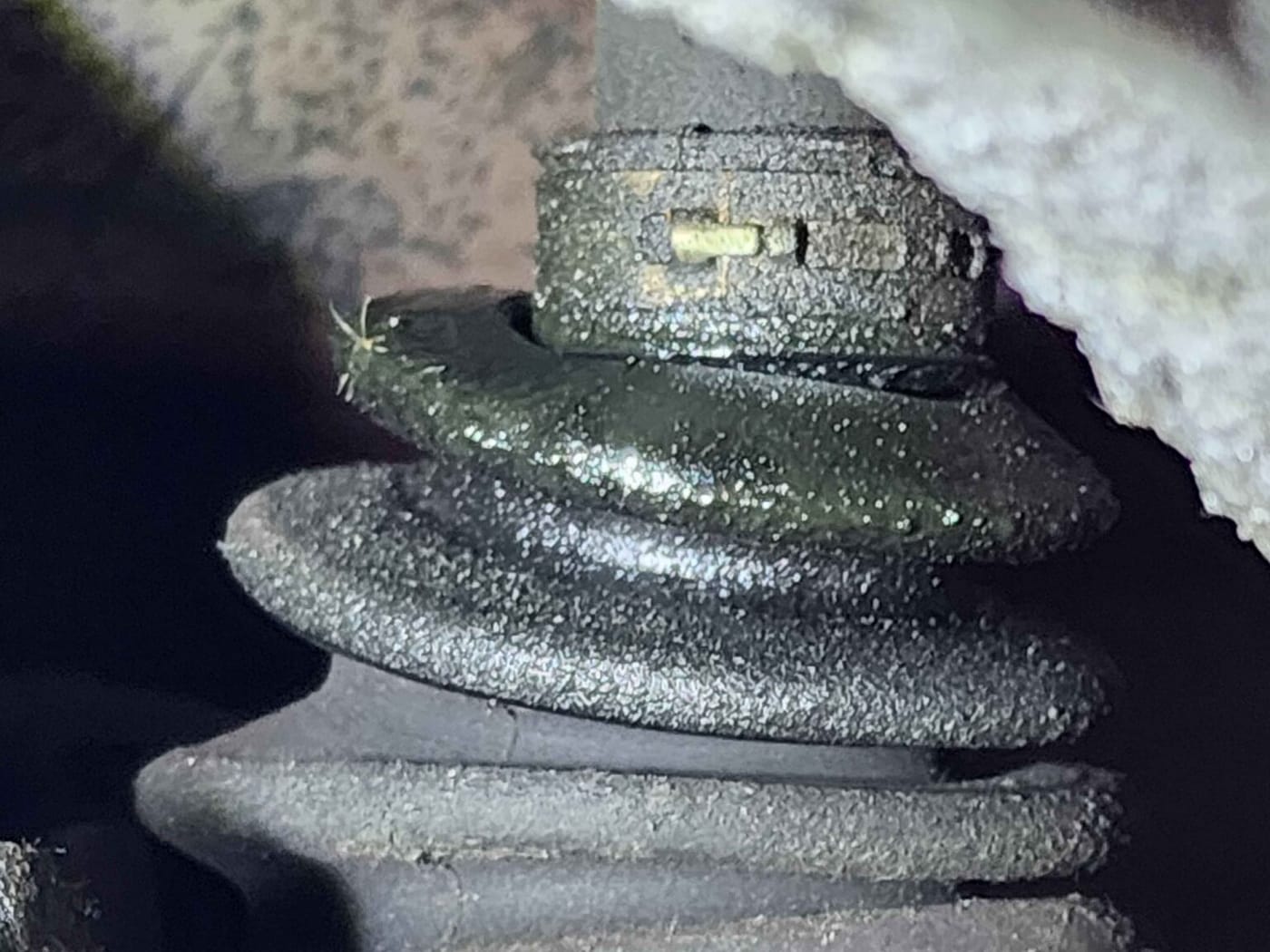 Leaking Driveshaft Boots Could Cause an MTO Safety Inspection Failure