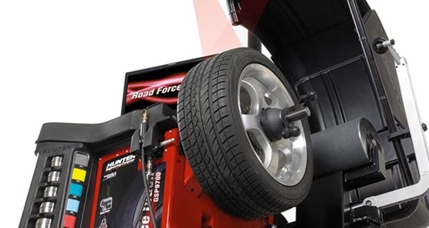 Can a road force machine detect pulling issues?